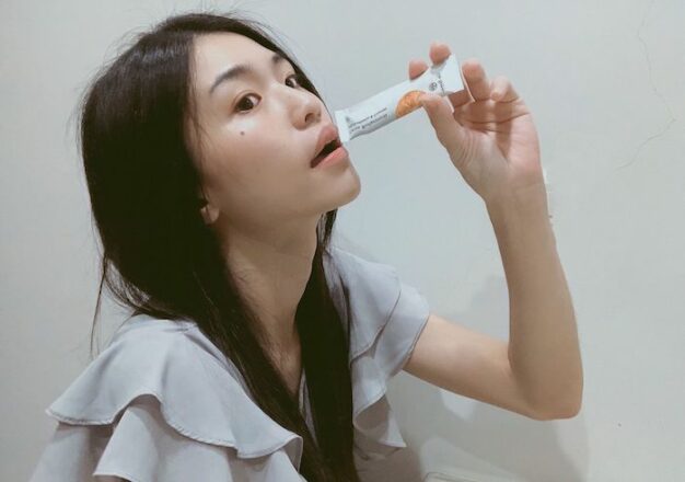 代謝、益敏、防護力頂級合一 調整體質益生菌推薦:伊頌天然極制橙萃三重奏益生菌!